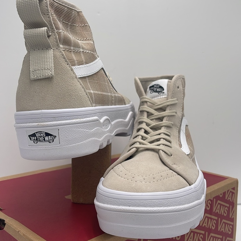 Vans WMNS Sentry Sk8-Hi Plaid French Oak
VN0A5KY5BLL Sneakers - Picture 8 of 16